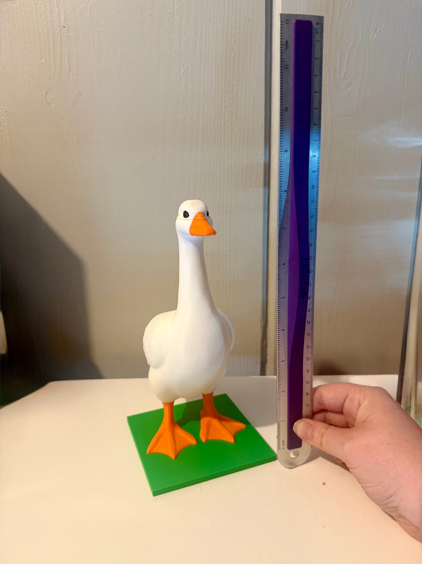 8" Desk Goose